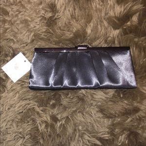 NEW! Jessica McClintock Clutch w/ Chain